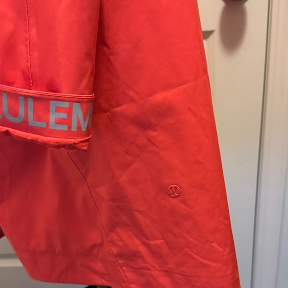 Like New Lululemon athletica Vibrant Autumn Red/Orange Hooded Utility Jacket - Picture 12 of 16